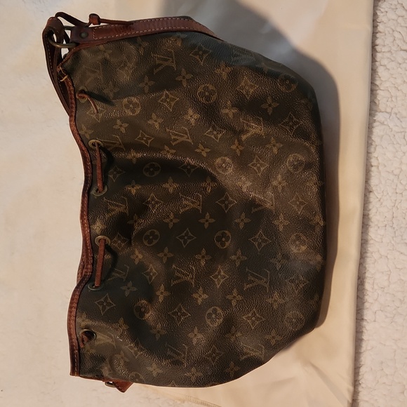 Louis Vuitton Authentic Vintage Noe Bucket - Picture 6 of 8